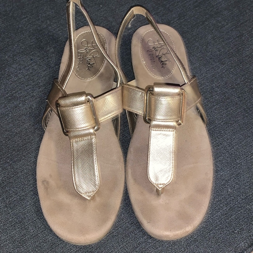 Life Stride Soft System Brooke Metallic Gold Thong Sandal